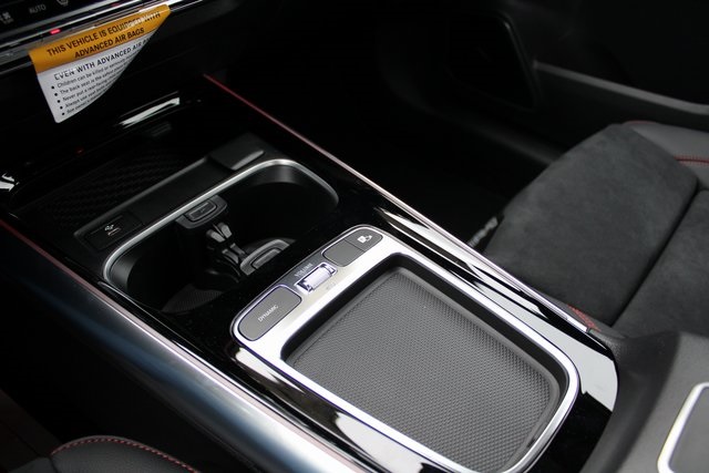 Vehicle image 6 of 34