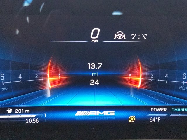 Vehicle image 23 of 25