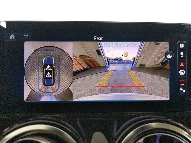 Vehicle image 15 of 25