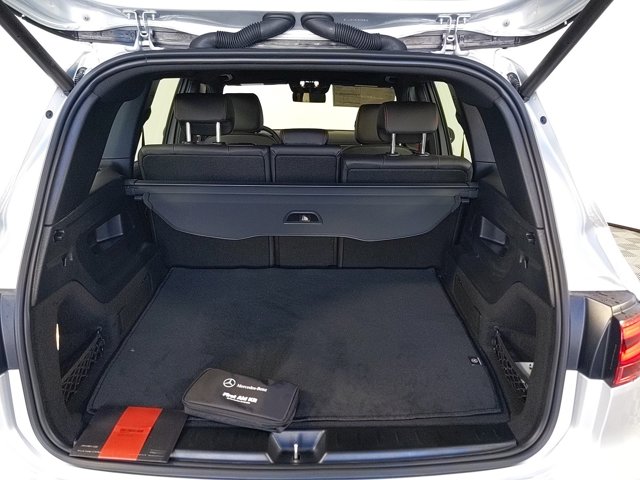 Vehicle image 21 of 25