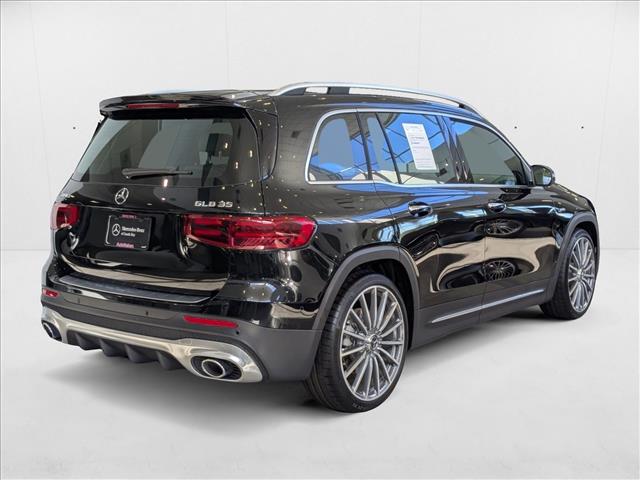 Vehicle image 4 of 20