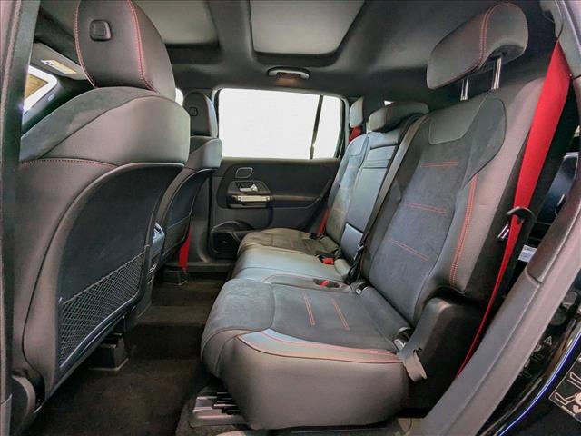 Vehicle image 12 of 20