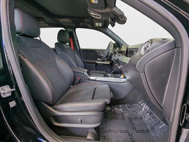 Vehicle image 8 of 20