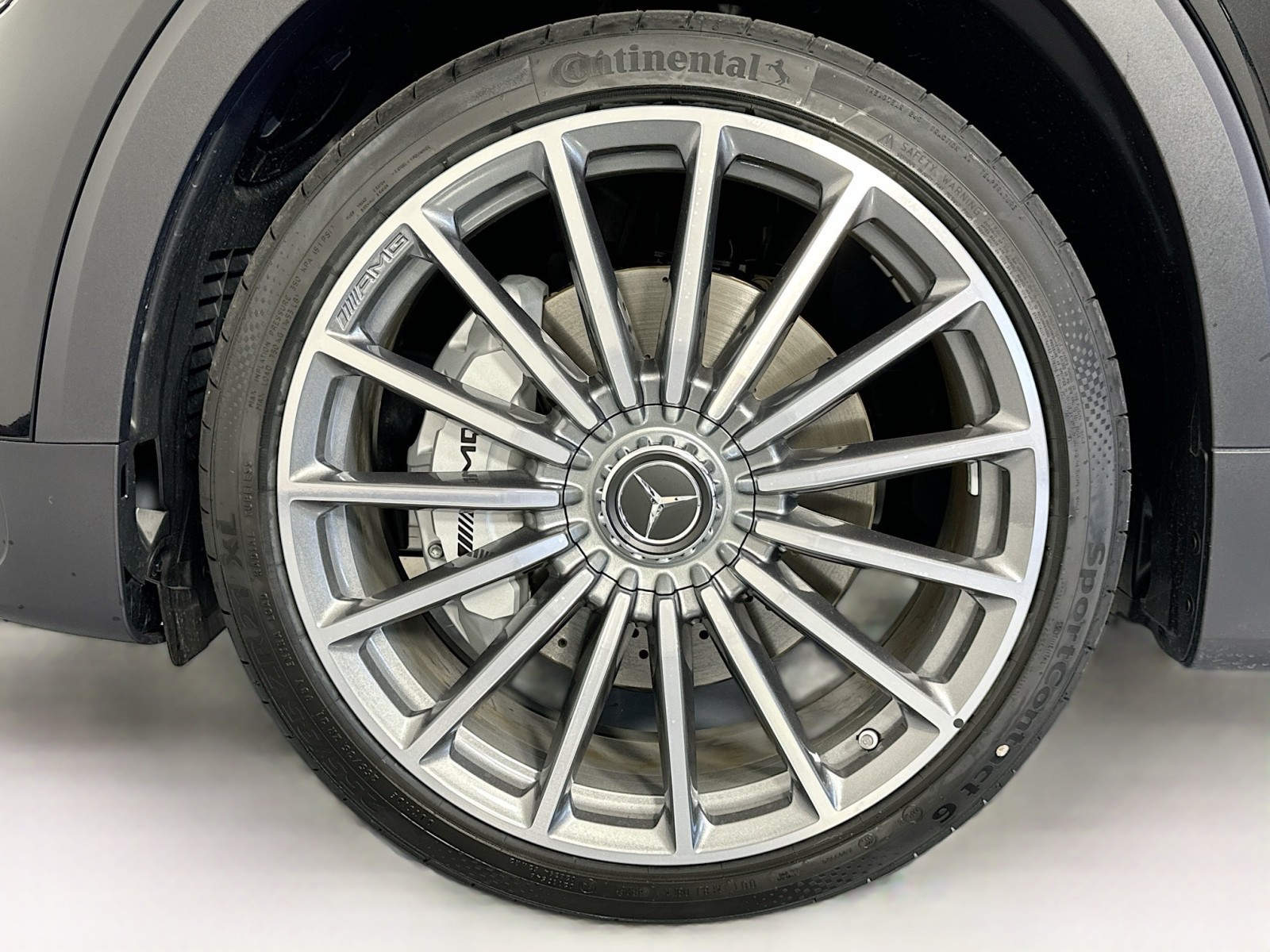 Vehicle image 10 of 30