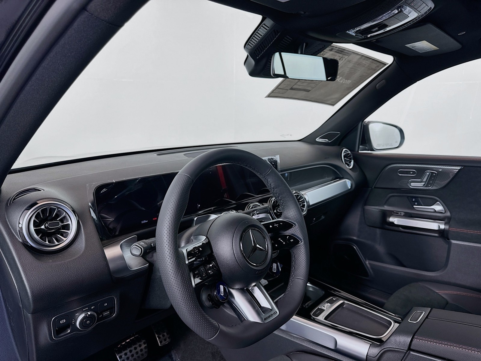Vehicle image 11 of 30