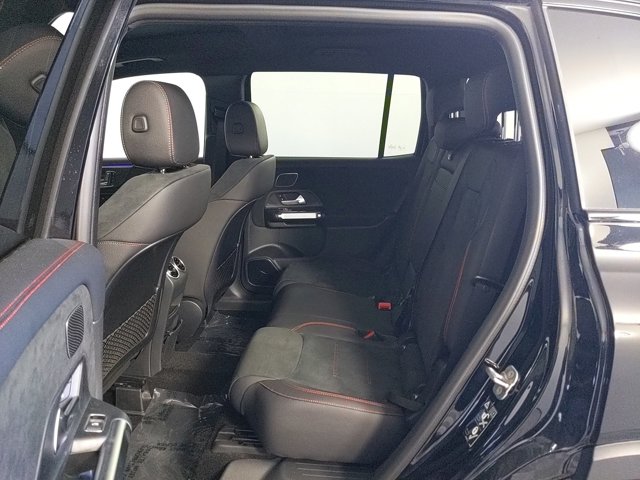 Vehicle image 18 of 25