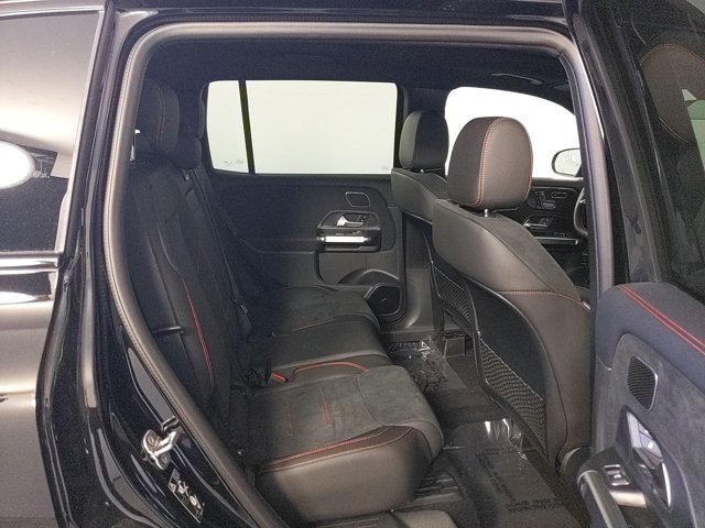 Vehicle image 24 of 25