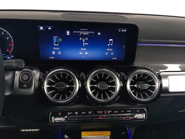 Vehicle image 15 of 25