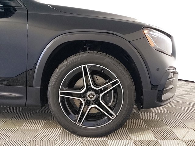 Vehicle image 7 of 25