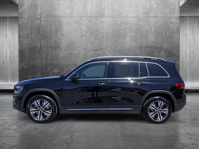 Vehicle image 6 of 16