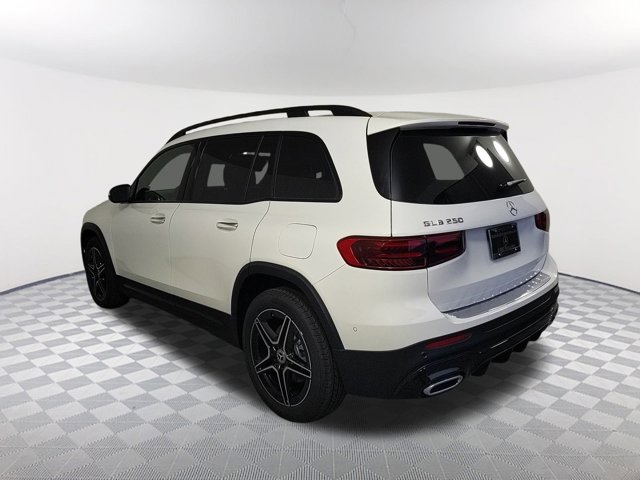 Vehicle image 6 of 25