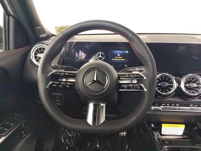 Vehicle image 11 of 25