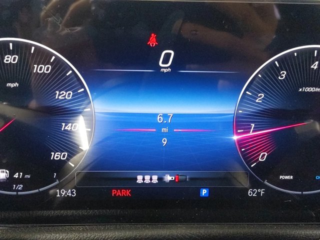 Vehicle image 22 of 25