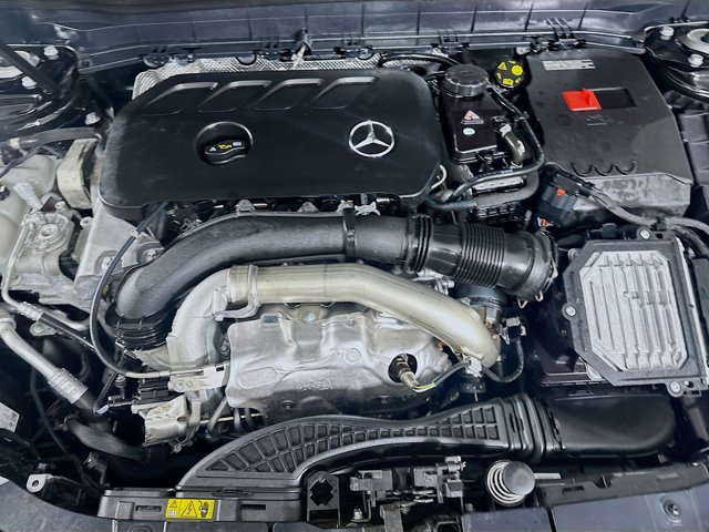 Vehicle image 29 of 37