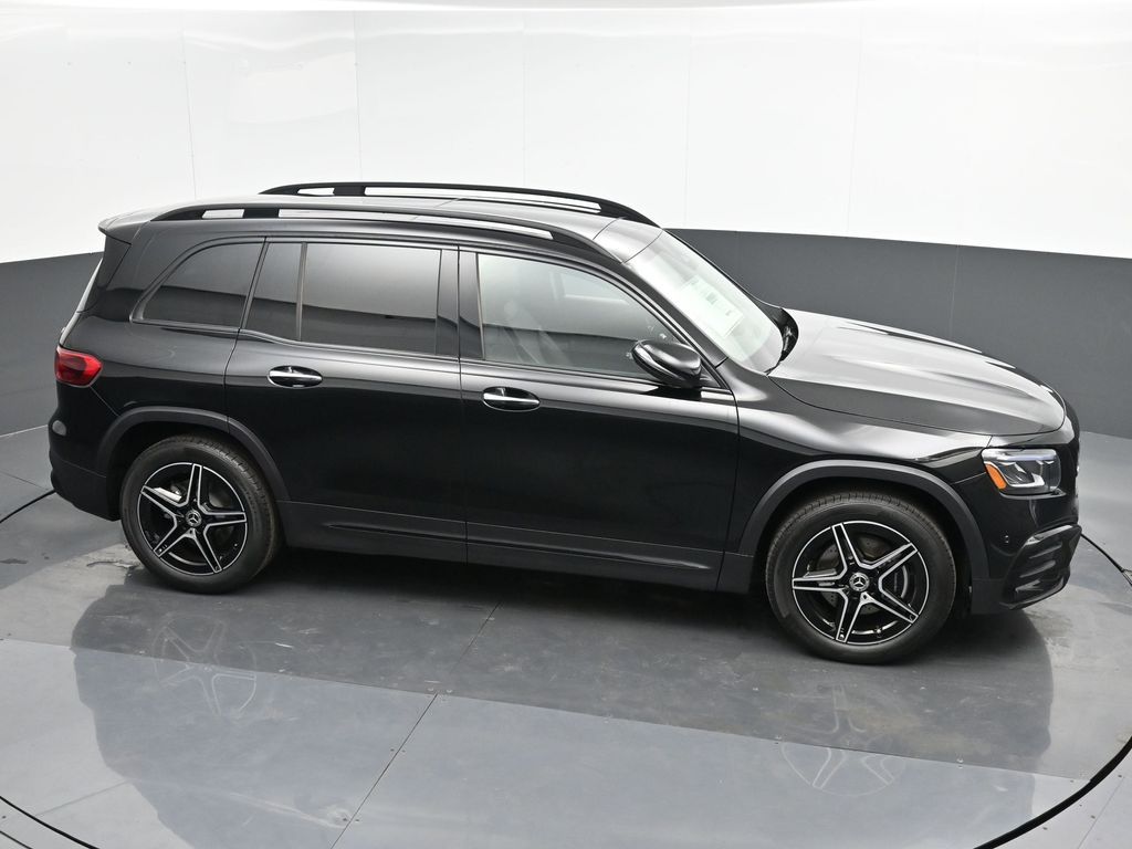 Vehicle image 6 of 50