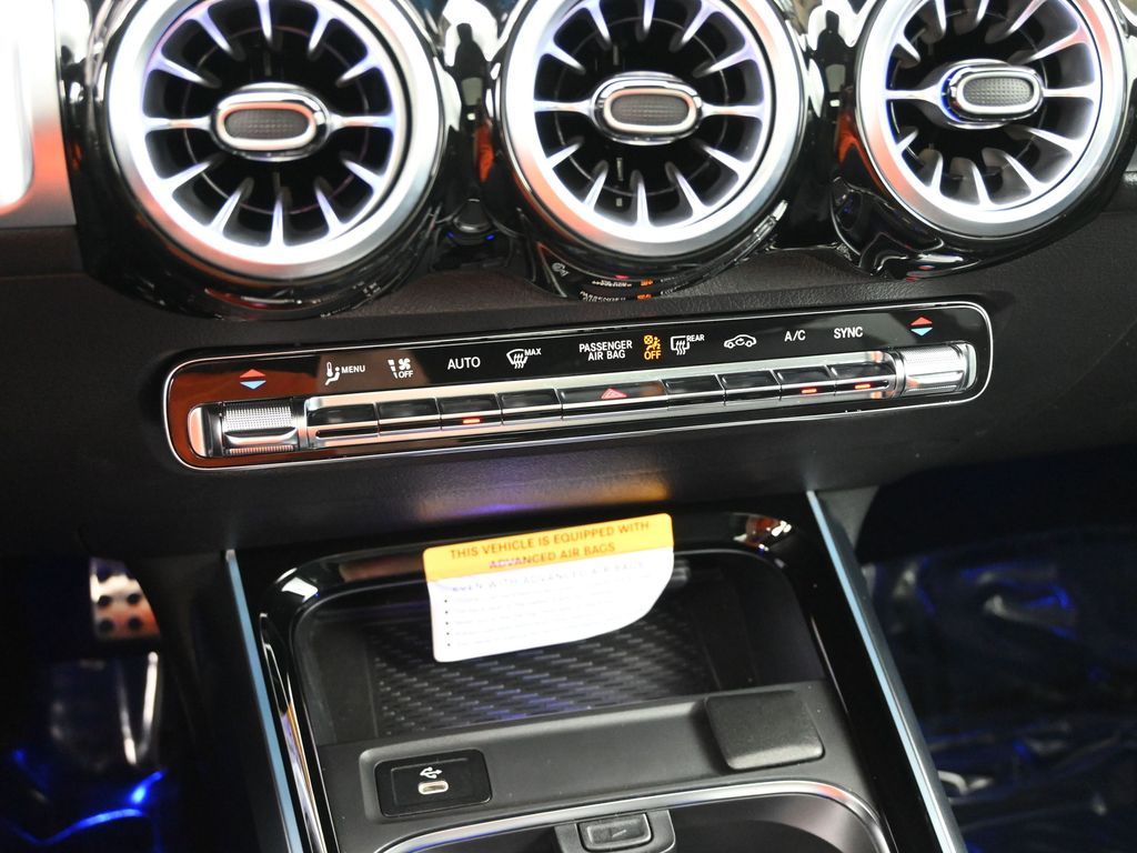Vehicle image 44 of 50