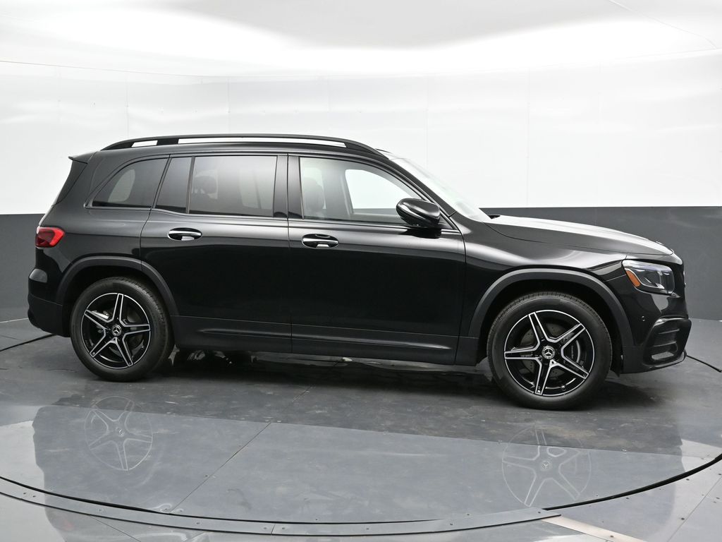 Vehicle image 7 of 50