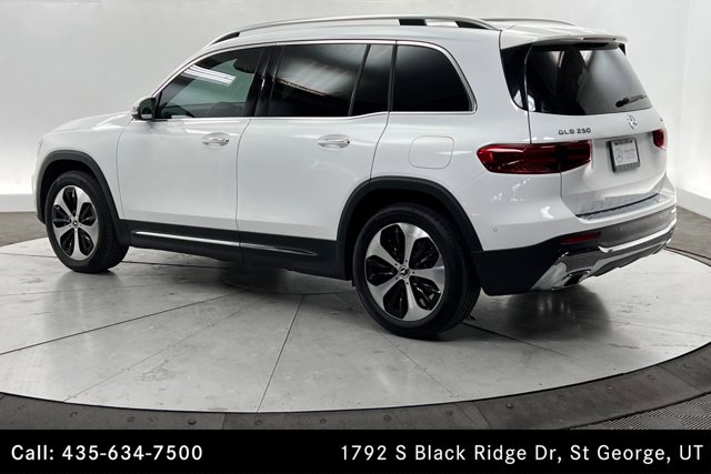 Vehicle image 7 of 25