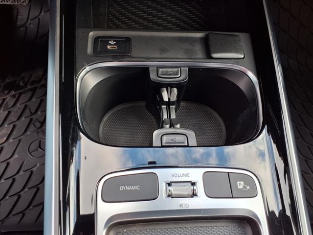 Vehicle image 23 of 29