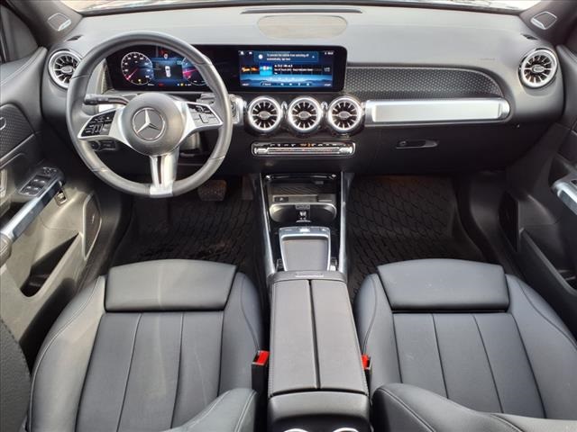 Vehicle image 12 of 29