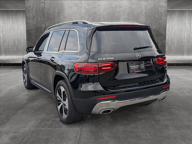 Vehicle image 7 of 16