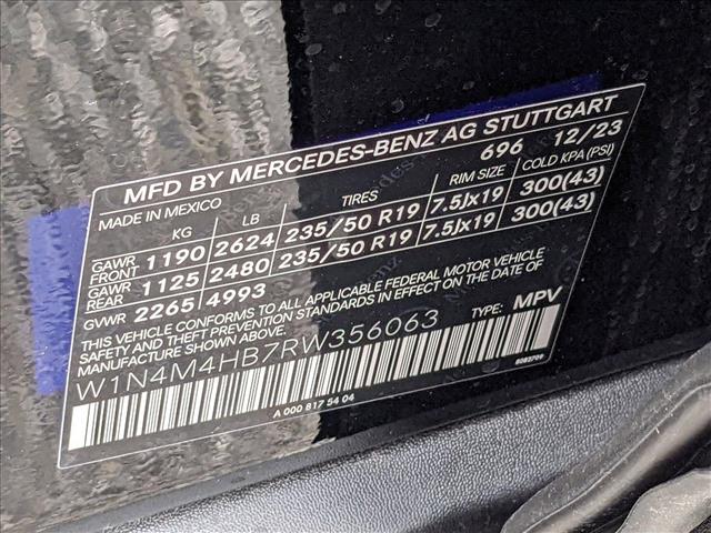 Vehicle image 16 of 16