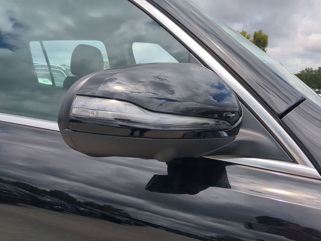 2024 Mercedes-Benz GLB AMG 35 Image 24 of 25