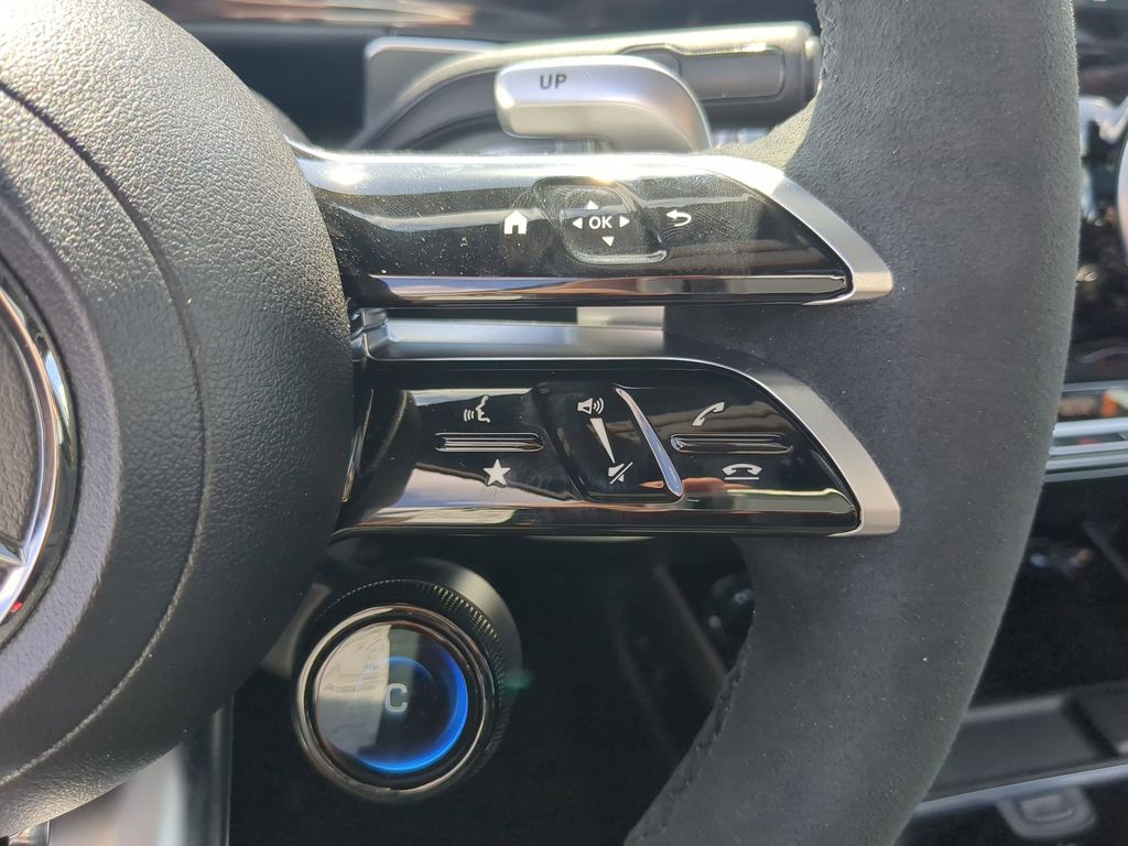 2024 Mercedes-Benz GLB AMG 35 Image 19 of 26