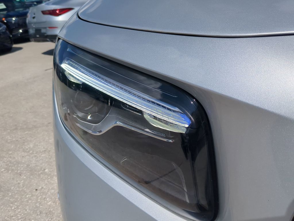 2024 Mercedes-Benz GLB AMG 35 Image 23 of 26