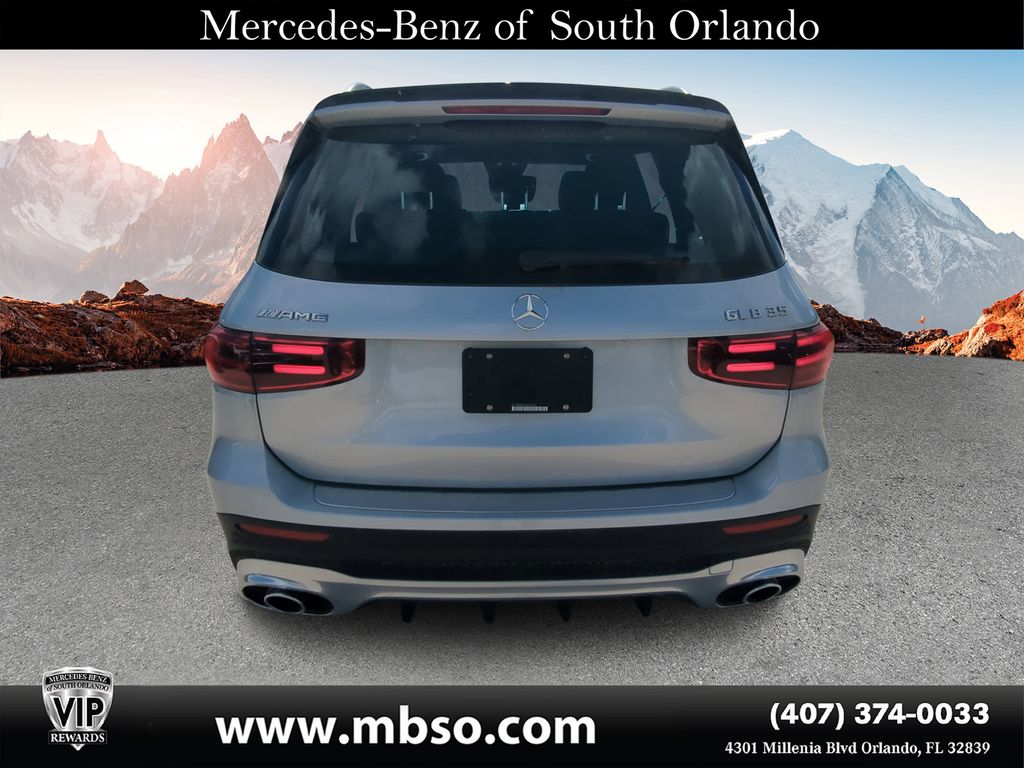 2024 Mercedes-Benz GLB AMG 35 Image 5 of 26
