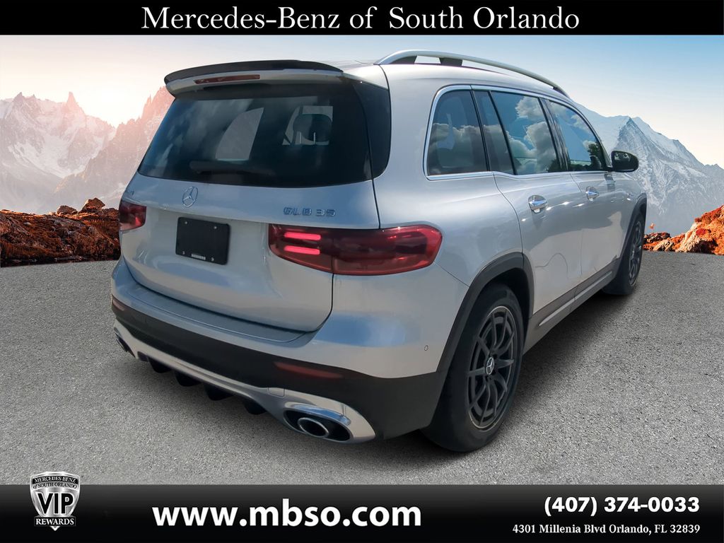 2024 Mercedes-Benz GLB AMG 35 Image 4 of 26