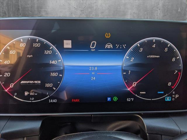 Vehicle image 10 of 17