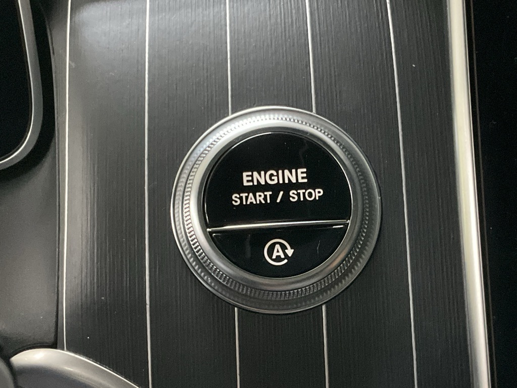 Vehicle image 23 of 27