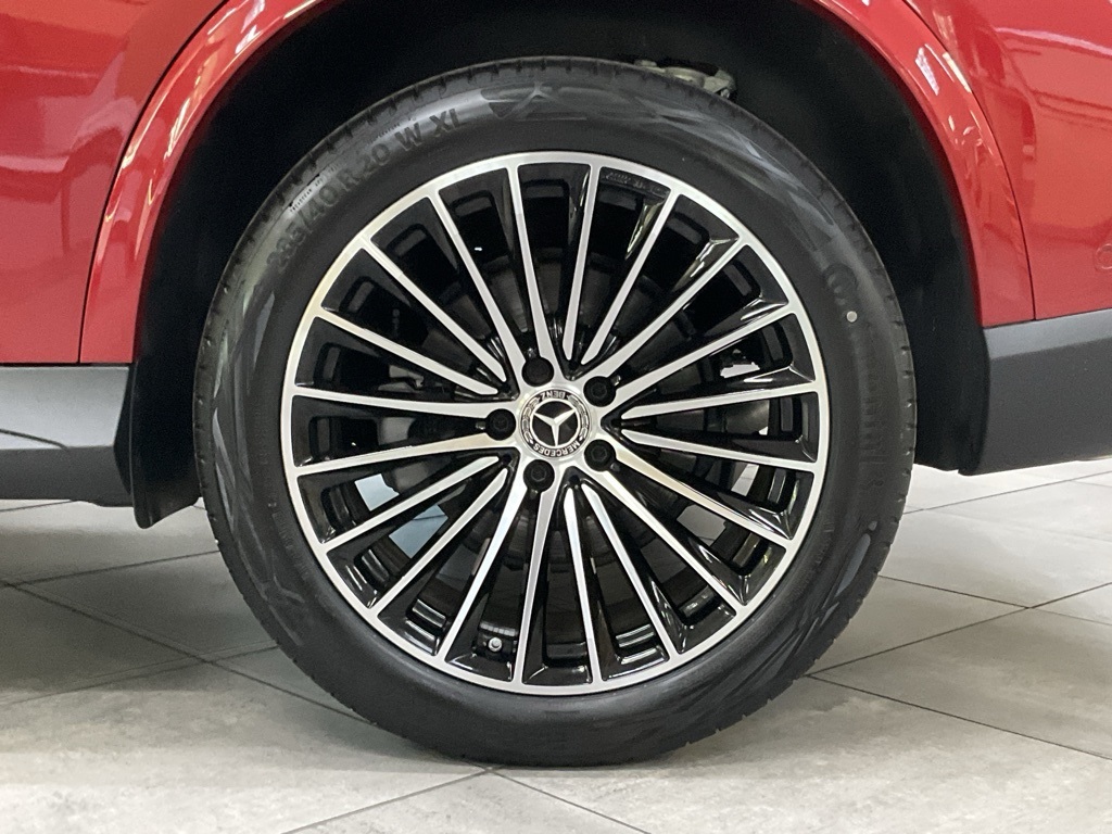 Vehicle image 15 of 27