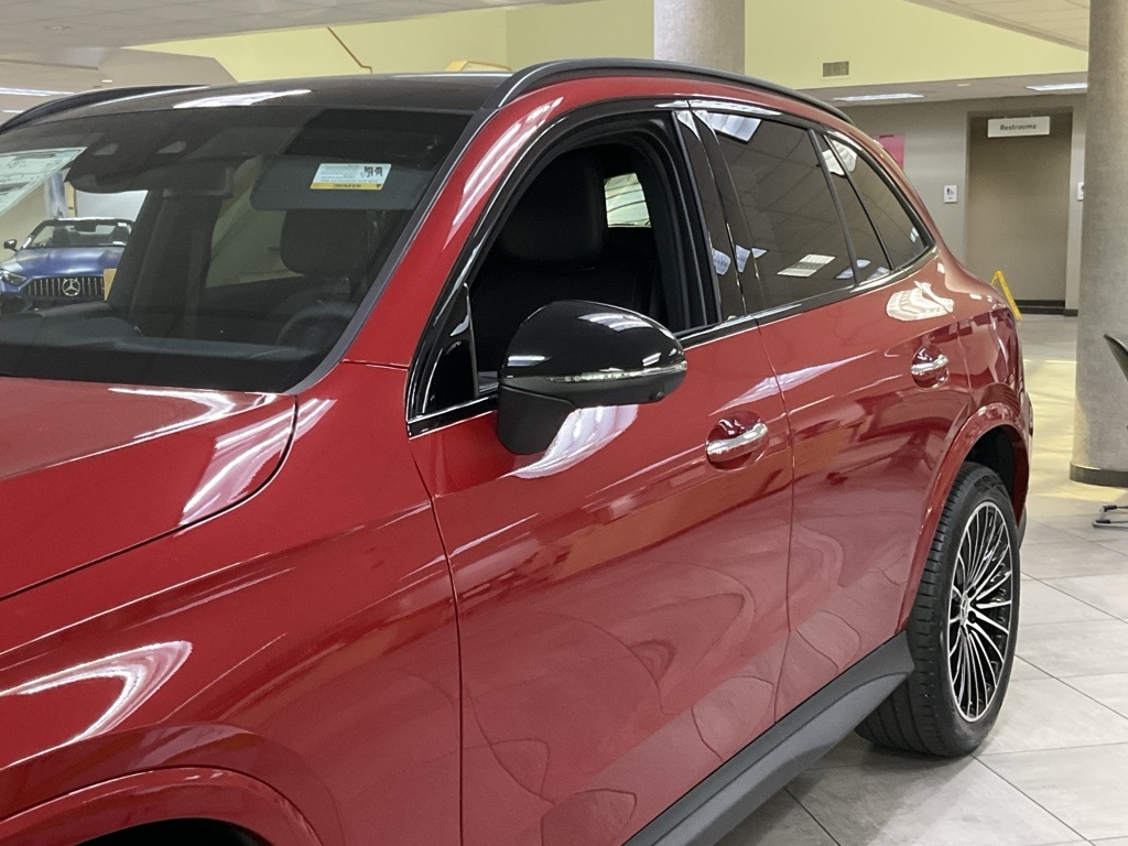 Vehicle image 2 of 27