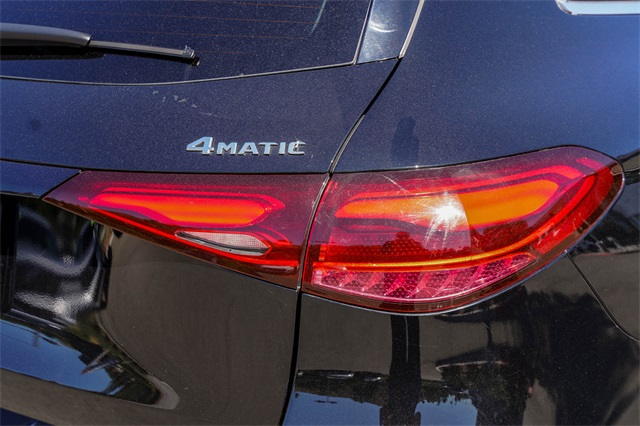 2024 Mercedes-Benz GLC 300 Image 18 of 28