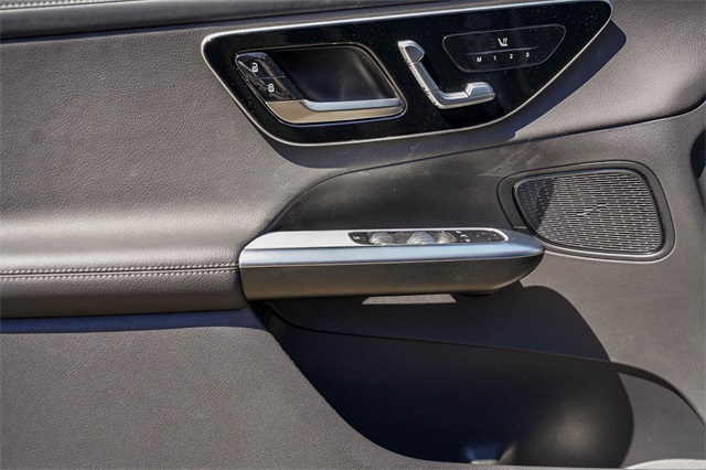 2024 Mercedes-Benz GLC 300 Image 22 of 28