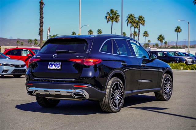 2024 Mercedes-Benz GLC 300 Image 5 of 28