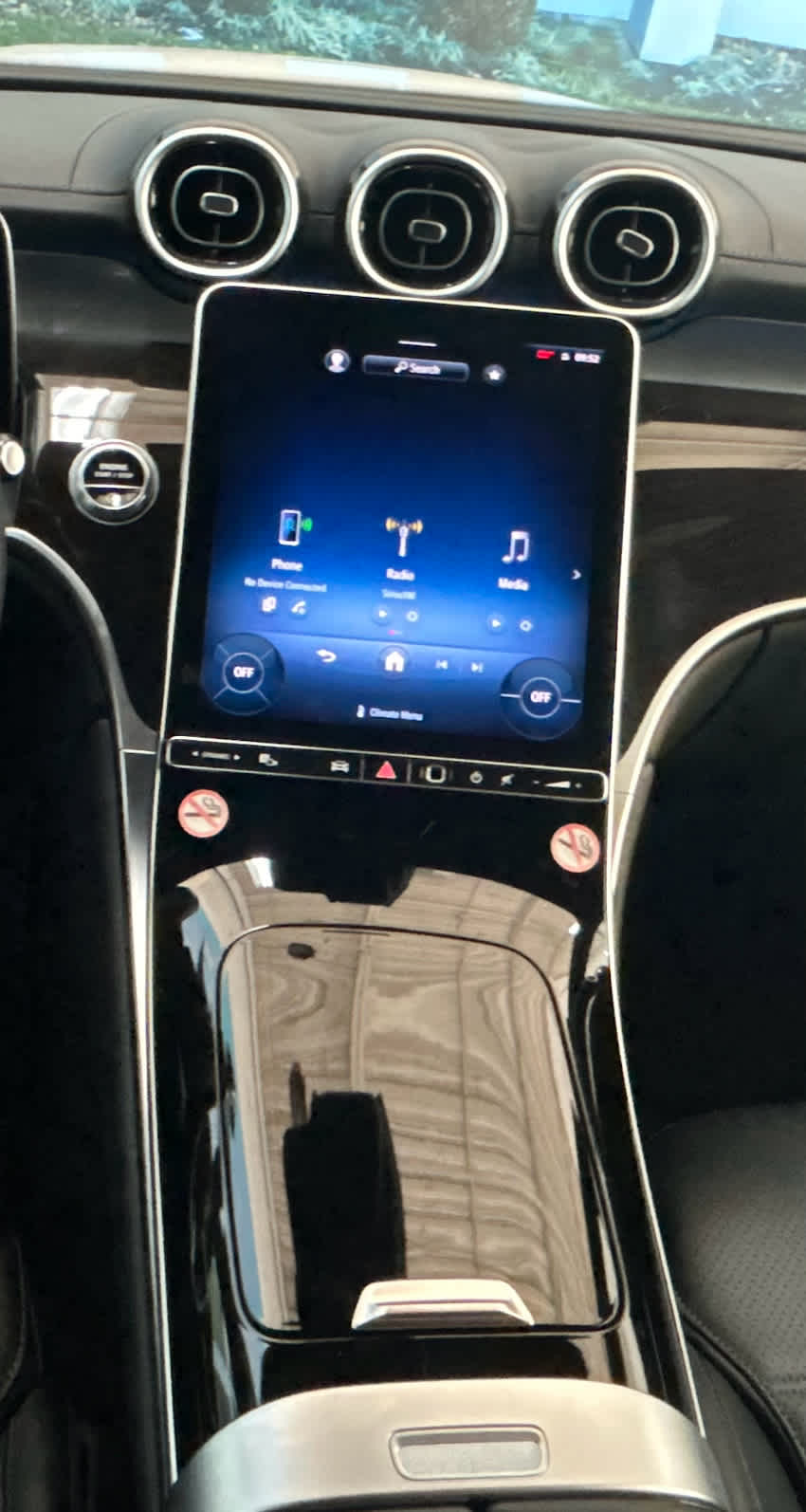 2024 Mercedes-Benz GLC 300 Image 40 of 42