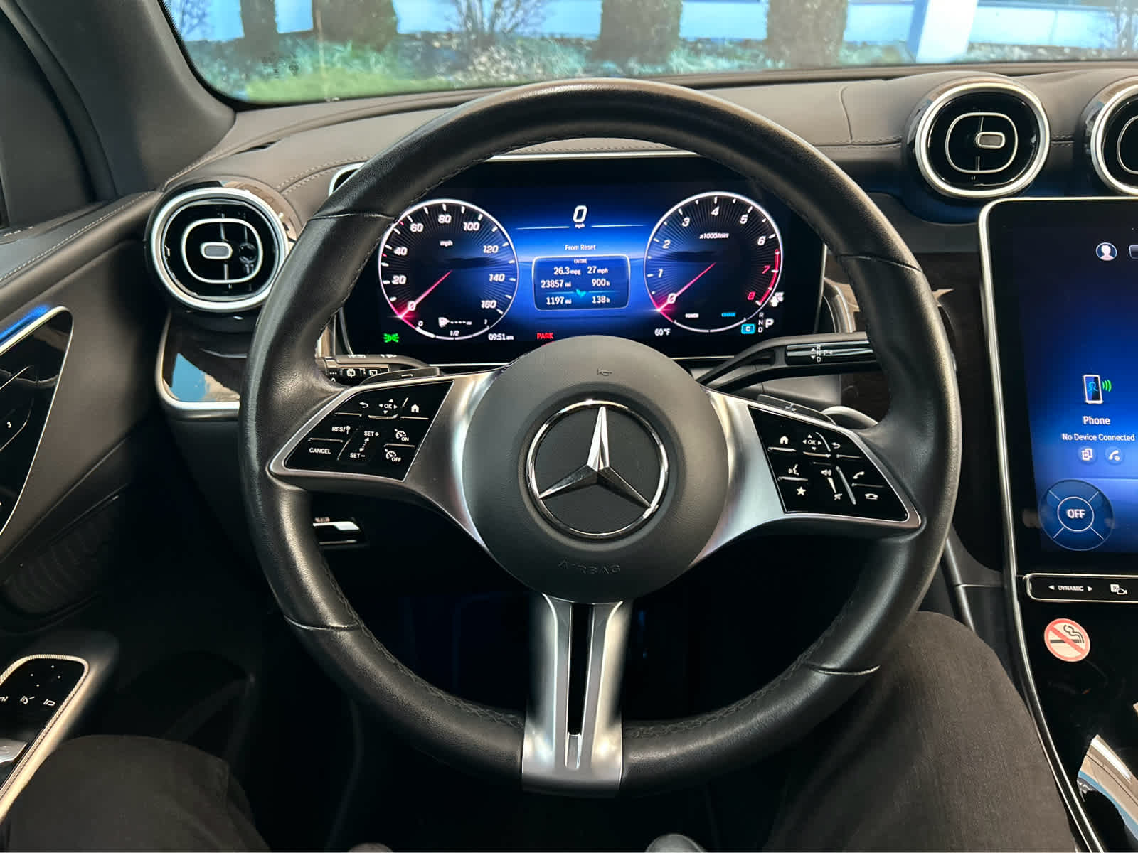 2024 Mercedes-Benz GLC 300 Image 20 of 42