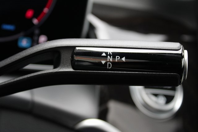 Vehicle image 11 of 42