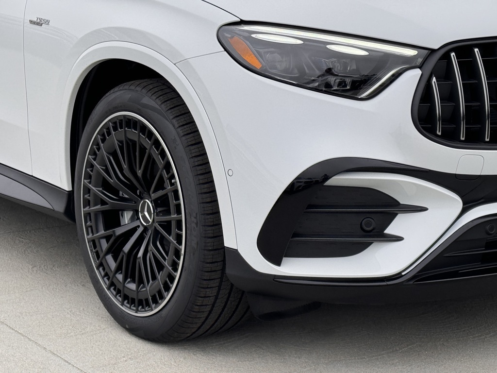 Vehicle image 11 of 29