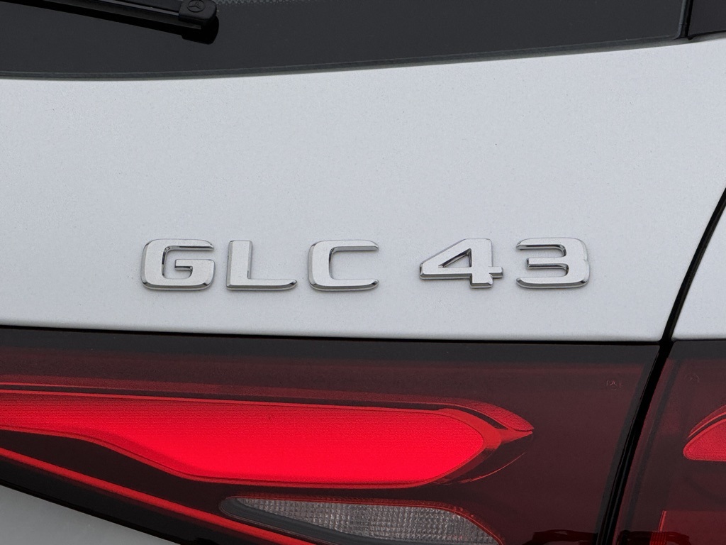 Vehicle image 13 of 29