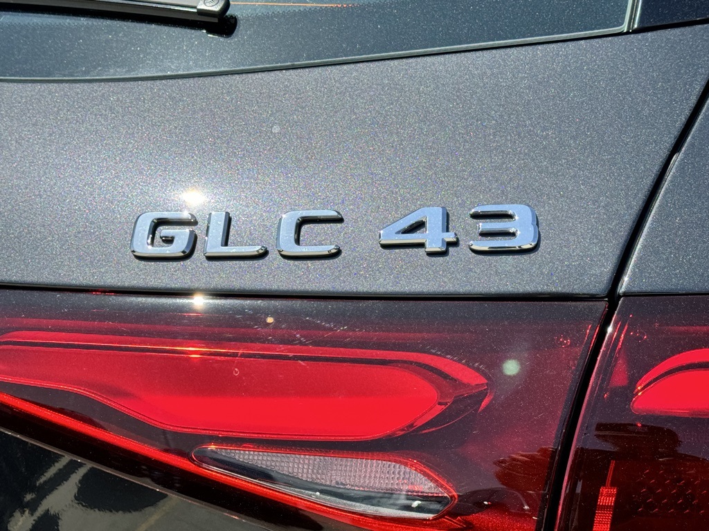 Vehicle image 15 of 38