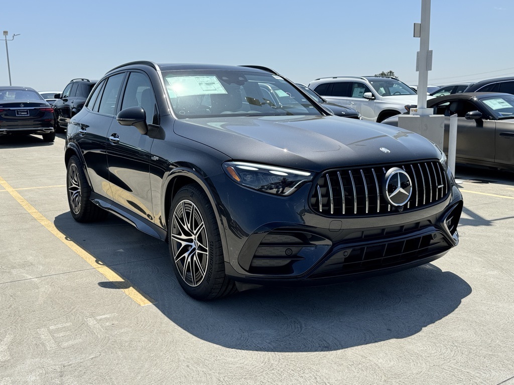 Vehicle image 4 of 38