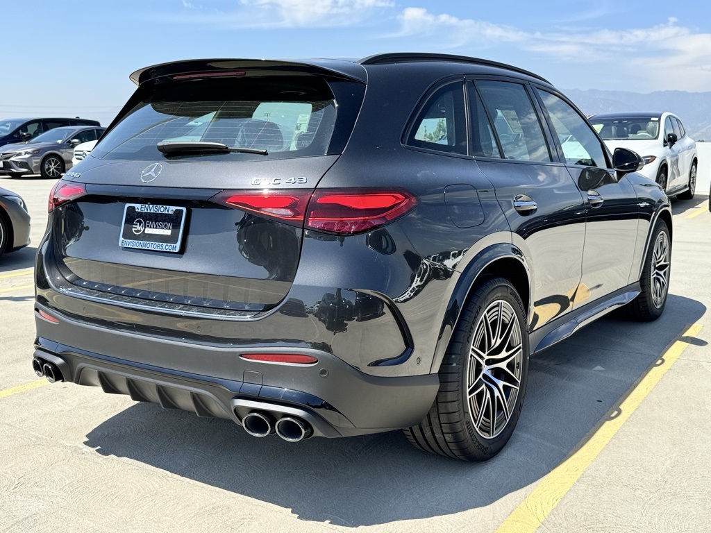 Vehicle image 5 of 38