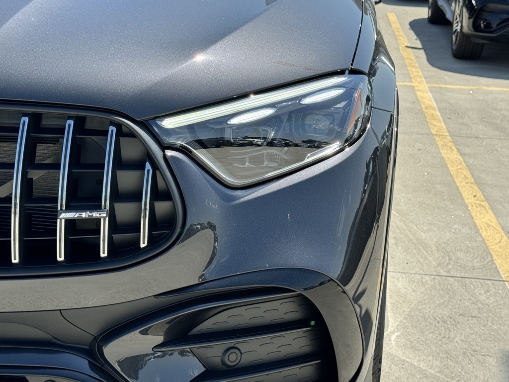 Vehicle image 12 of 38