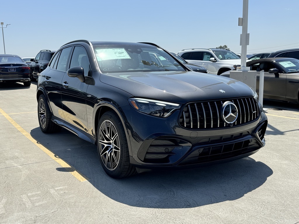 Vehicle image 3 of 38