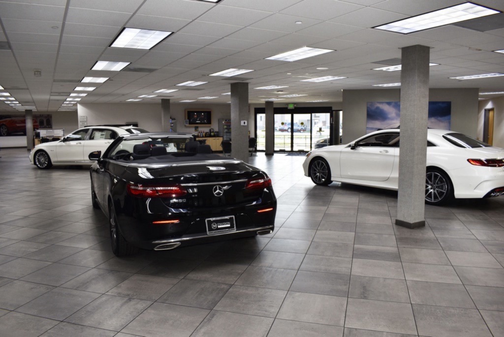 Vehicle image 8 of 38