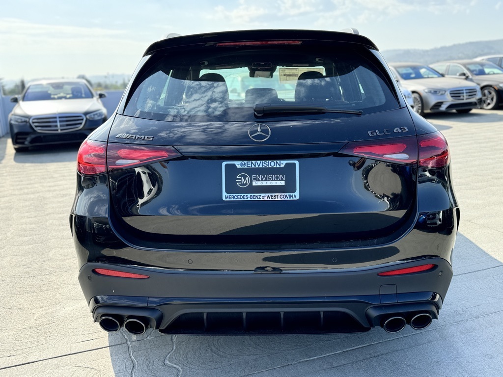 Vehicle image 12 of 27